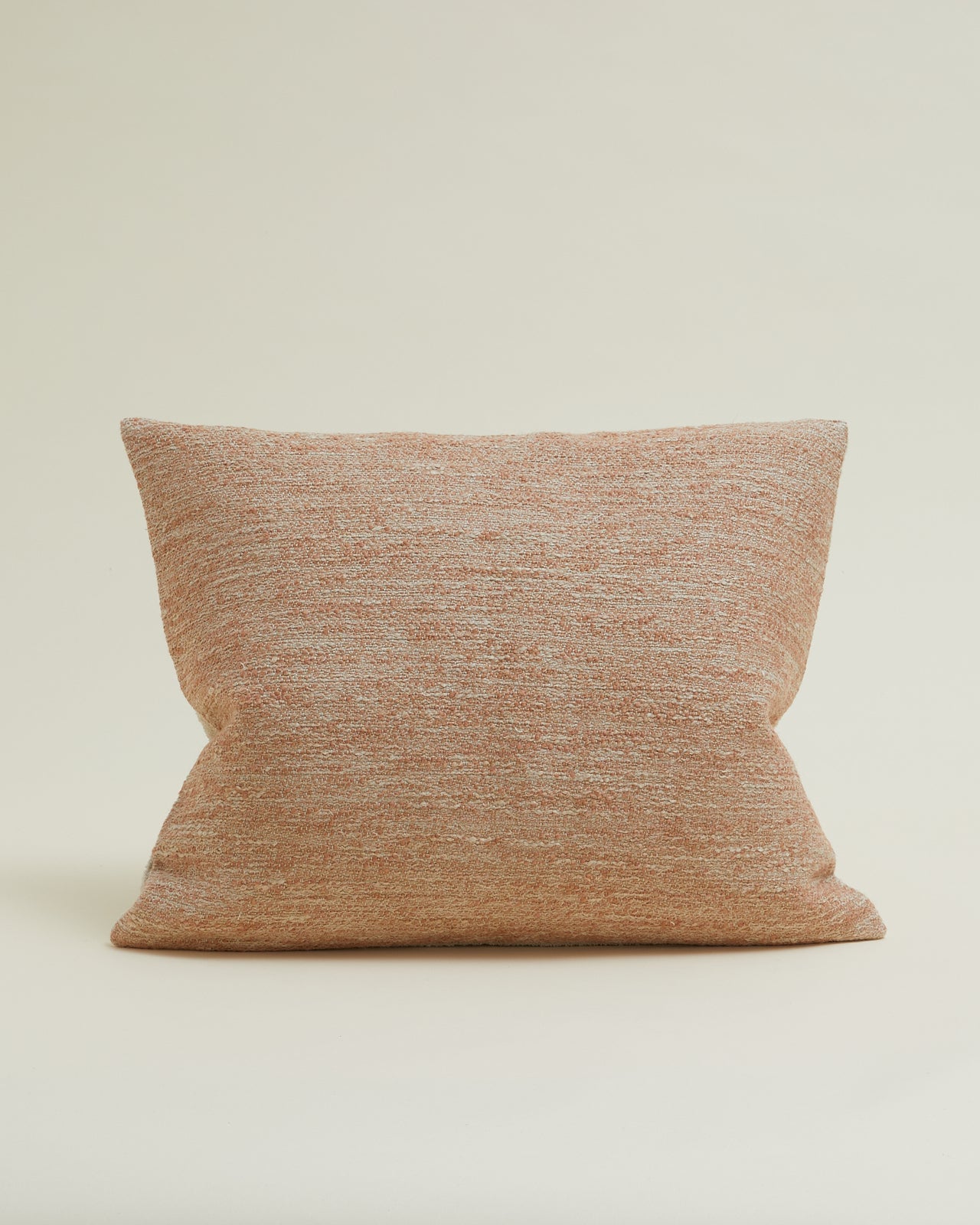 BELL textured pillow 60x50 cm