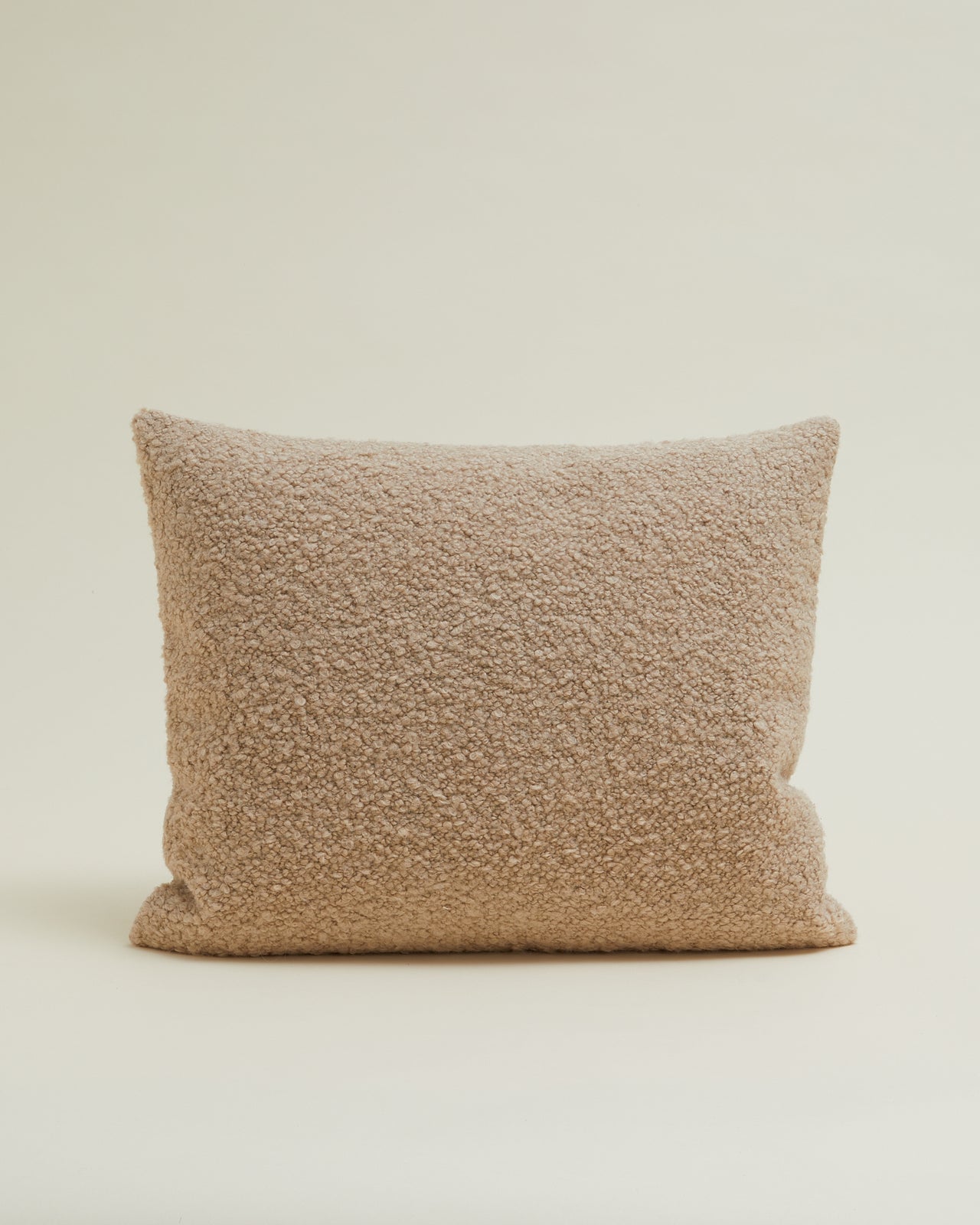 TEDDY bouclé pillow 60x50 cm