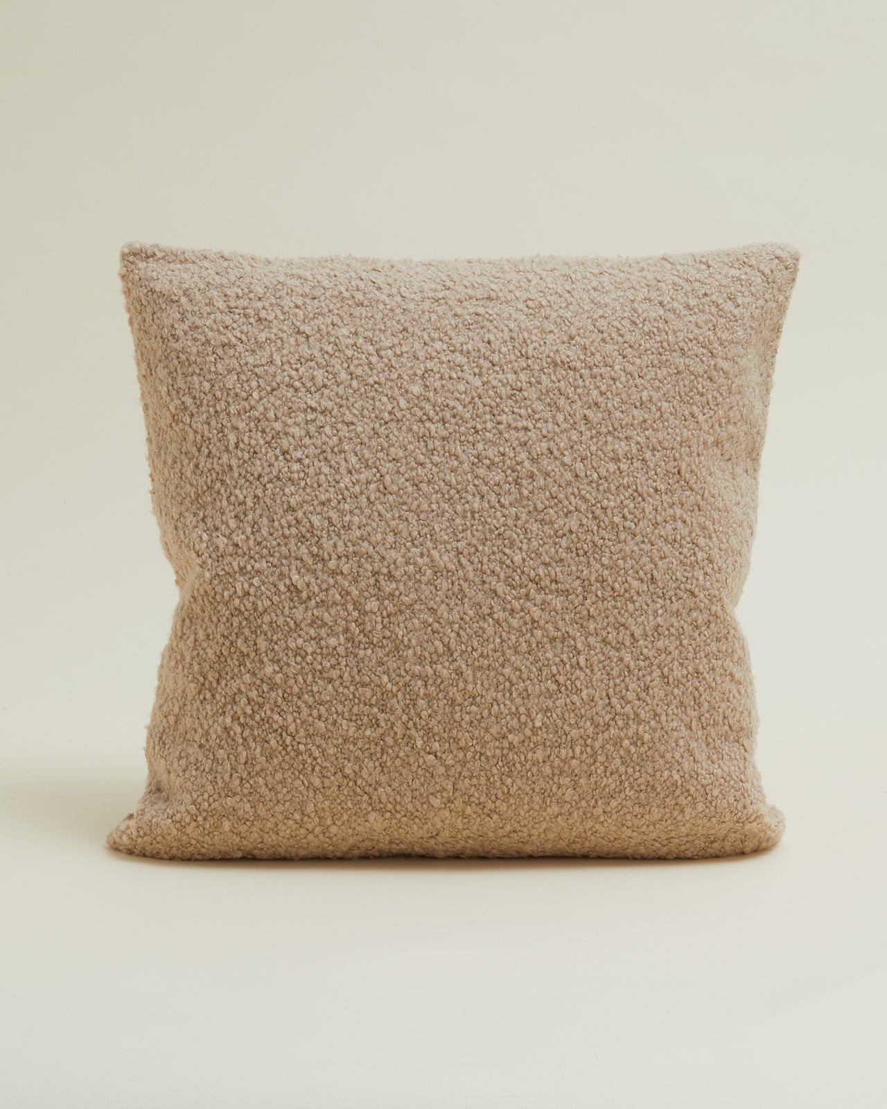 TEDDY bouclé pillow 60x60 cm